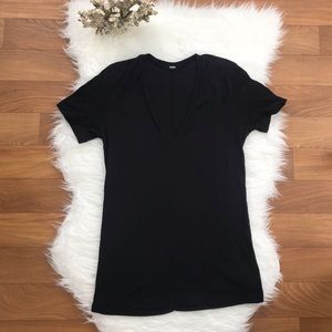 MONROW Classic VNeck Tee